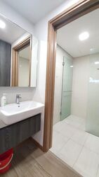 Lakeville (D22), Condominium #585427841